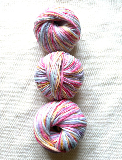 3 balls x 50g Australian Wool Blend Uneven / Slub yarn : Colour 06