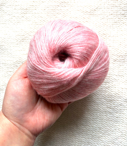 3 balls x 50g 90% Cashmere yarn : Cashmere + Bamboo fiber : Pink