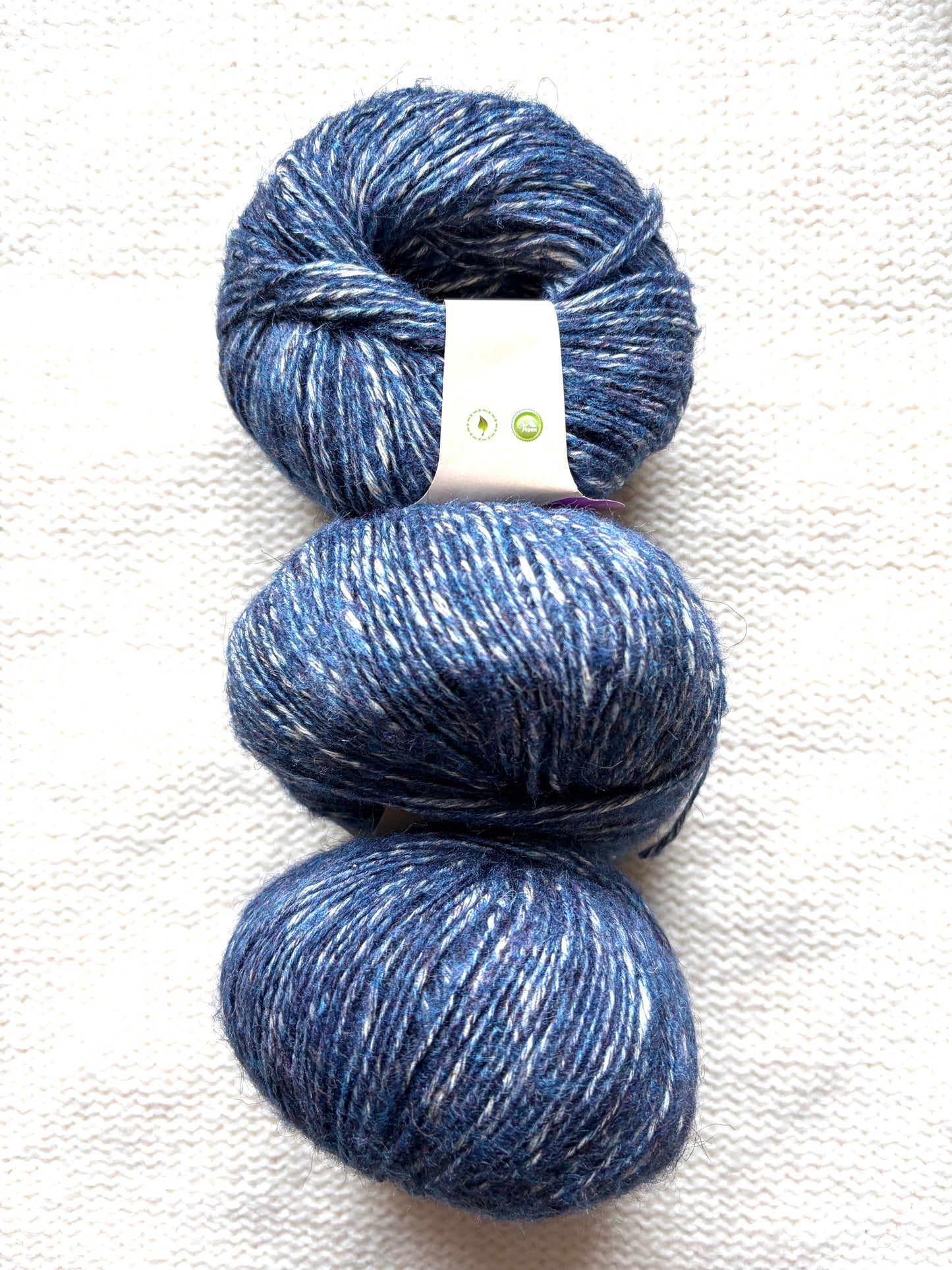 3 balls x 50g Wool Blend Spray Yarn : Wool + Acrylic + Nylon : 08 Navy