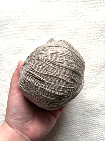 3 balls x 50g Cashmere yarn : 100% Cashmere : 04 Camel
