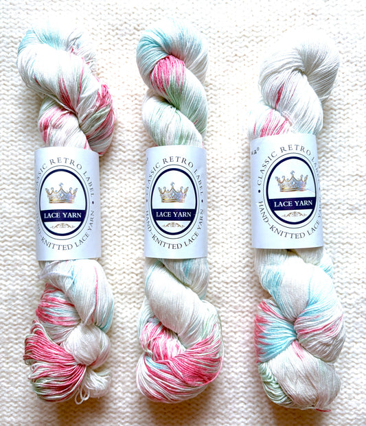 1 Skein x 100g Silk Linen Blend Gradient yarn : 17 Mint Berry Twist