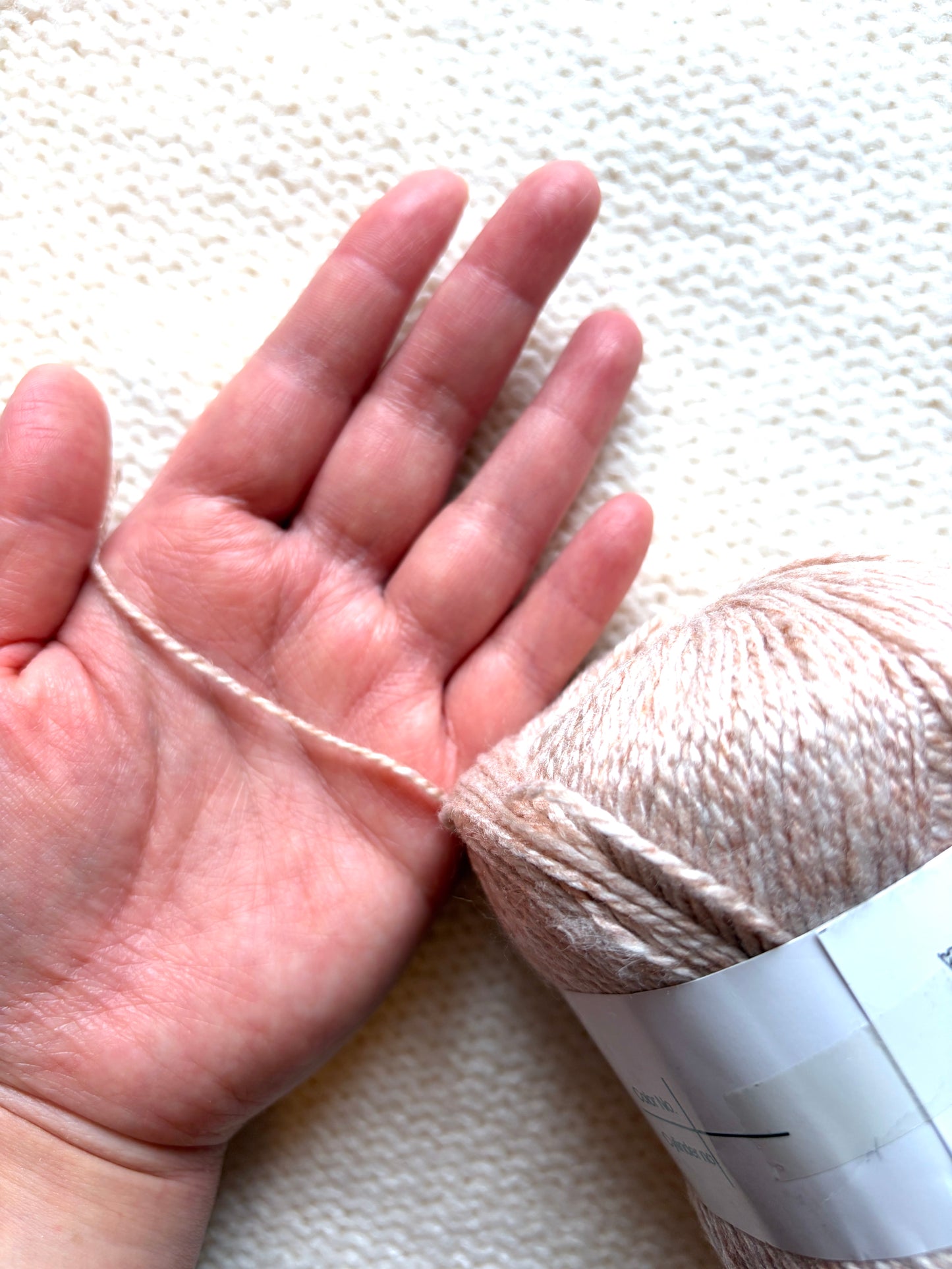 3 balls x 50g 100% Cashmere Yarn : 14 Sand