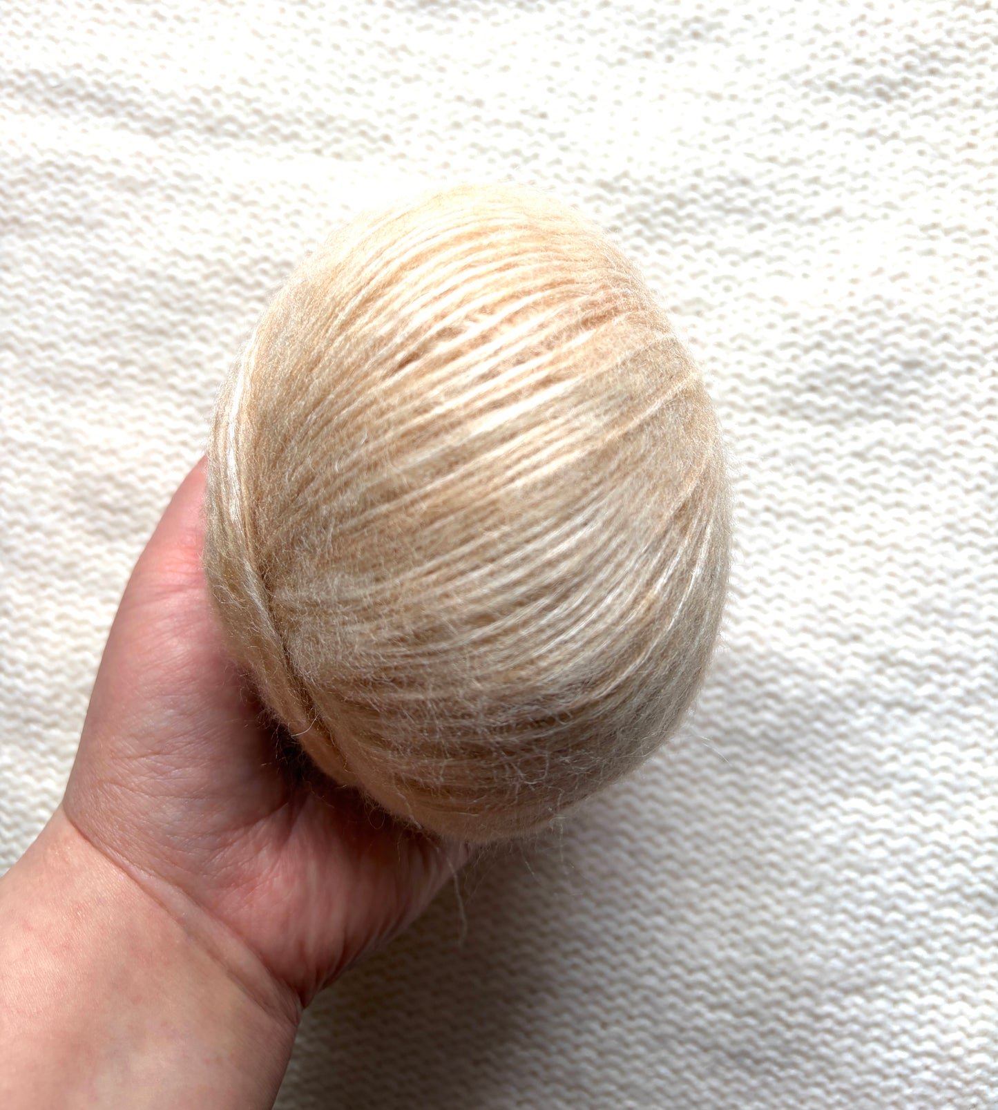 3 balls x 50g 90% Cashmere yarn : Cashmere + Bamboo fiber : 01 Rice Field