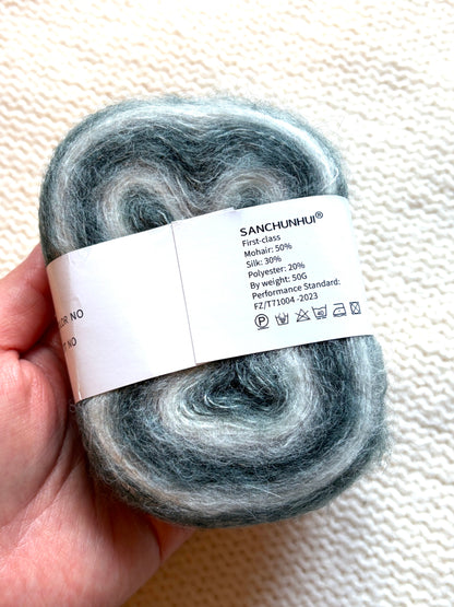 3 cakes x 50g Gradient Mohair Silk Yarn : Mohair + Silk+ Polyester : 09 Grey