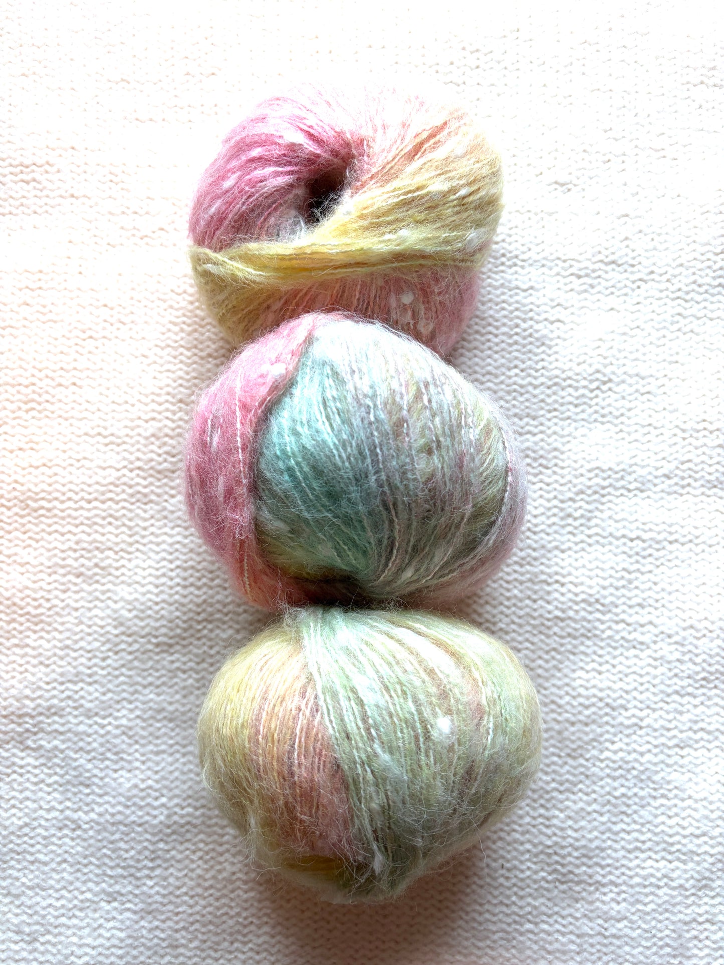 3 balls x 50g Mohair yarn : Gradient  Multicolour : 14