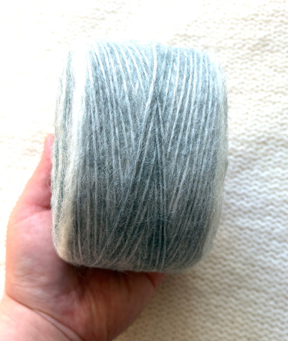 1 cake x 100g Ombre Mohair Blend Yarn : 07 Grey Ombre (Copy)