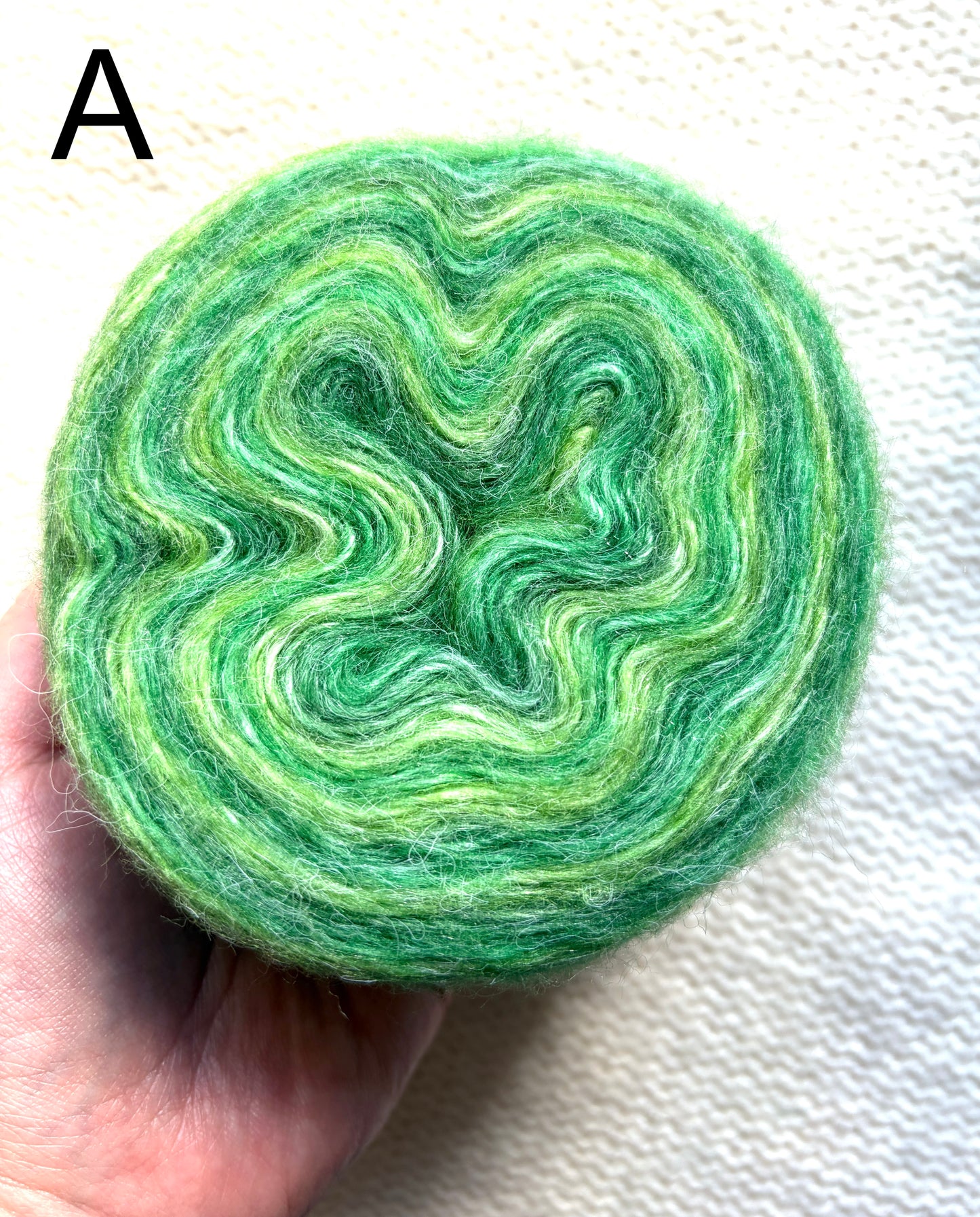 1 cake x 100g Ombre Mohair Blend Yarn : 02 Green