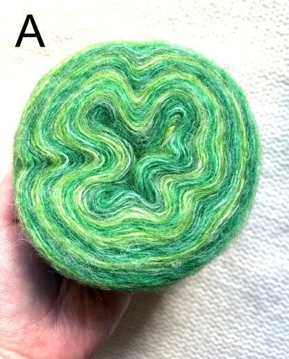 1 cake x 100g Ombre Mohair Blend Yarn : 02 Green