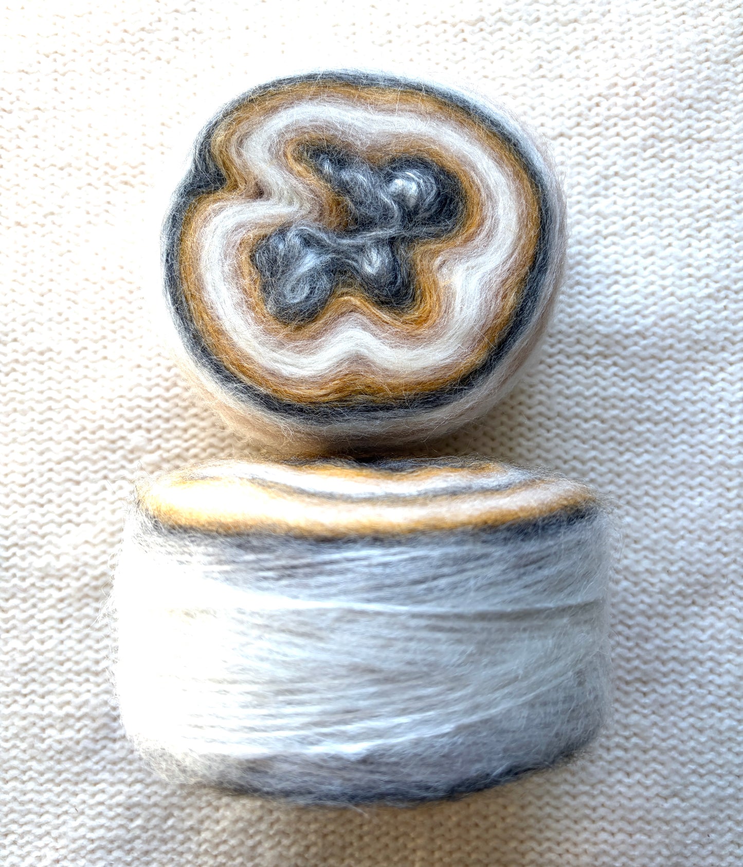 1 cake x 100g Ombre Mohair Blend Yarn : 08 Autumn