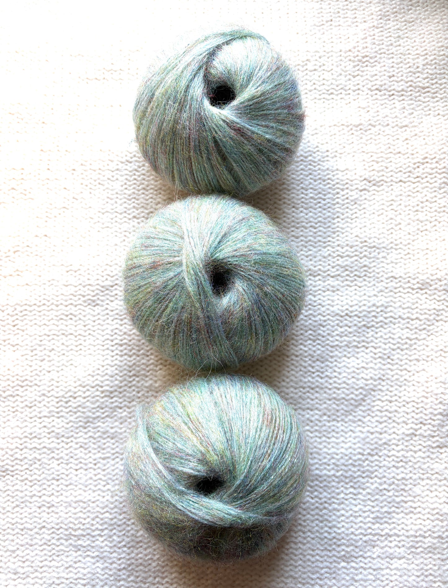 3 balls x 25g Glitter Mohair yarn : Mohair + Wool + Rayon : 26 Mint Green