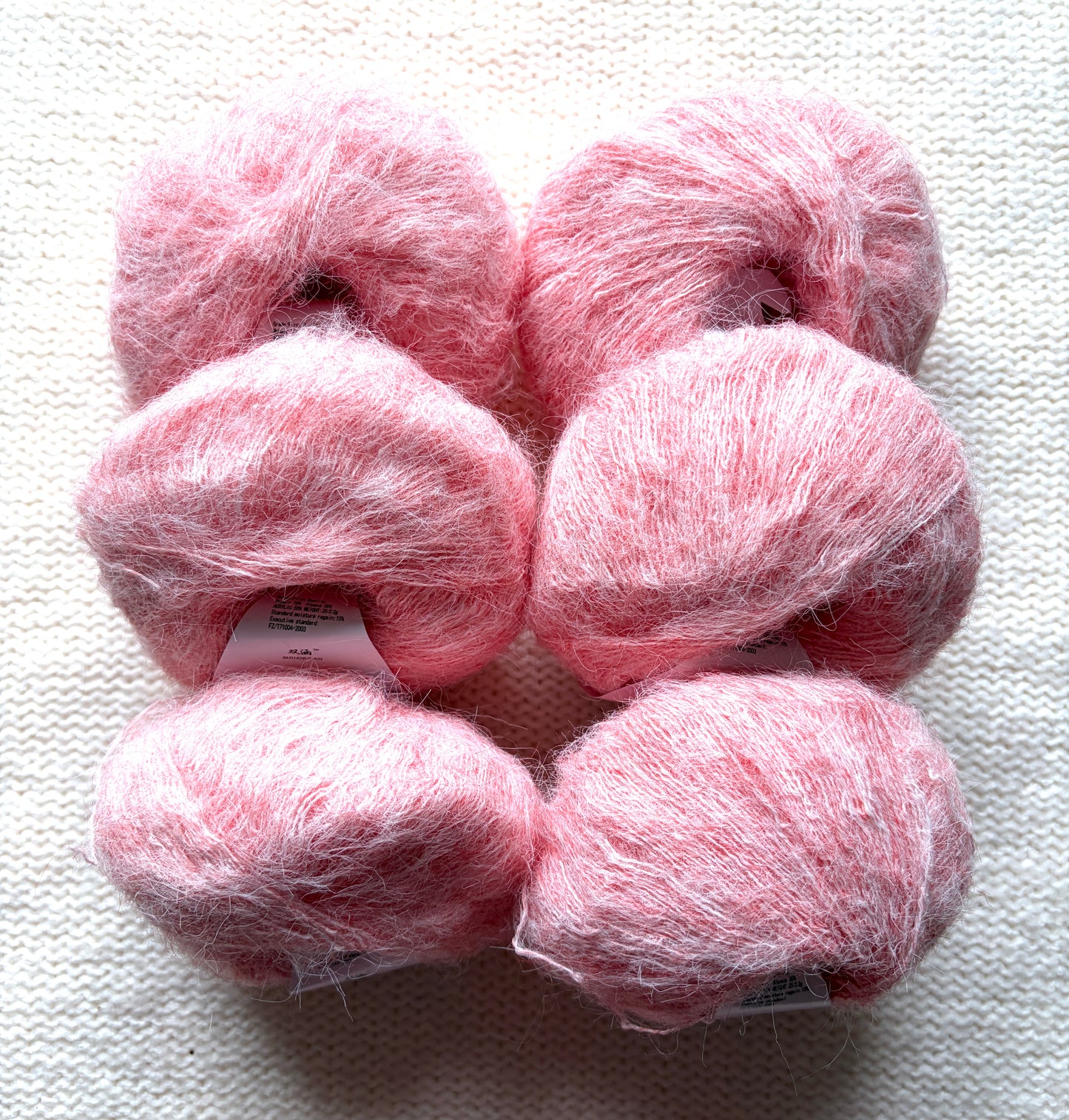 6 balls x 25g Alpaca Mohair yarn : Mohair + Alpaca + Acrylic : Colour 19 Cherry Blossom