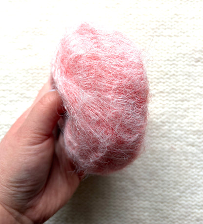 6 balls x 25g Alpaca Mohair yarn : Mohair + Alpaca + Acrylic : Colour 19 Cherry Blossom