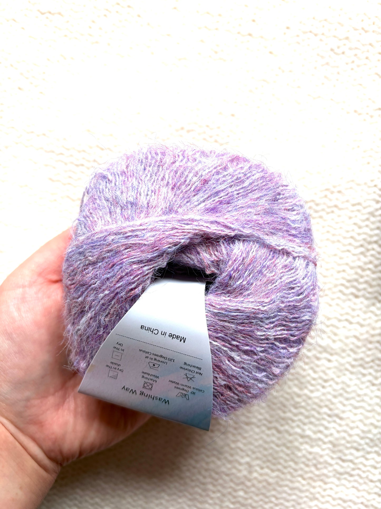 6 balls x 25g Alpaca Mohair yarn : Mohair + Alpaca + Acrylic : Colour 12 Lavender