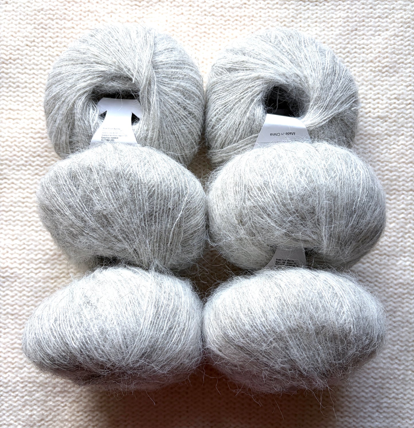 6 balls x 25g Alpaca Mohair yarn : Mohair + Alpaca + Acrylic : Colour 04 Light Grey