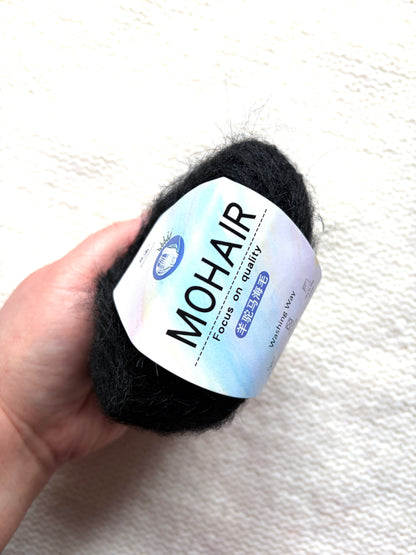 6 balls x 25g Alpaca Mohair yarn : Mohair + Alpaca + Acrylic : Colour 18 Black