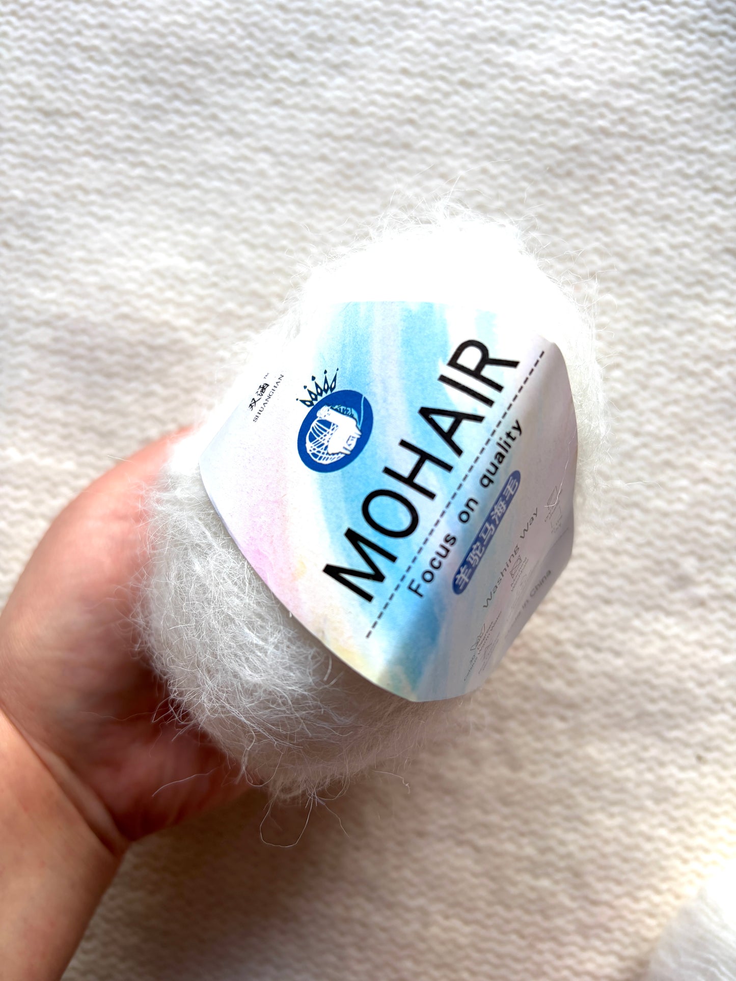 6 balls x 25g Alpaca Mohair yarn : Mohair + Alpaca + Acrylic : 01 White