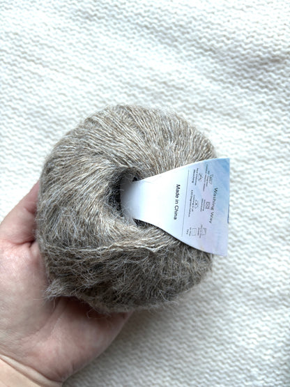 6 balls x 25g Alpaca Mohair yarn : Mohair + Alpaca + Acrylic : Colour 11 Cocoa
