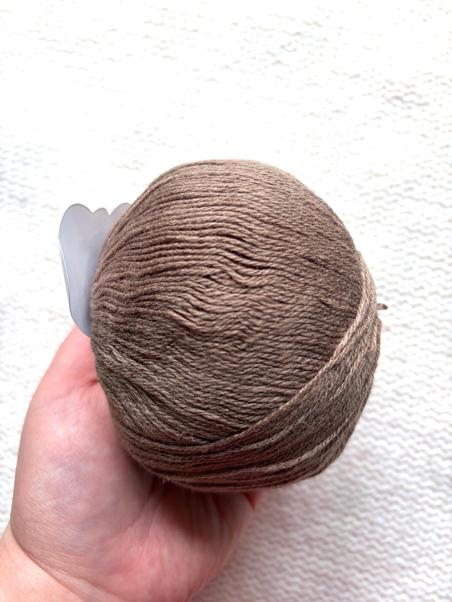 3 balls x 50g Cashmere yarn : 100% Cashmere : 16 Chestnut Brown