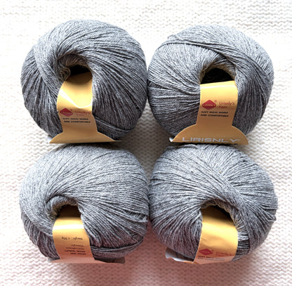 4 balls x 50g Cashmere yarn : 95% Cashmere + 5% Acrylic : 04 Dark Grey