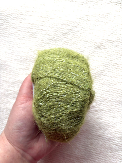 6 balls x 25g Alpaca Mohair yarn : Mohair + Alpaca + Acrylic : 13 Moss Green