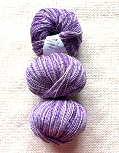 3 balls x 50g Fancy Wool Blend  yarn : 95% Wool : Colour 13 Amethyst