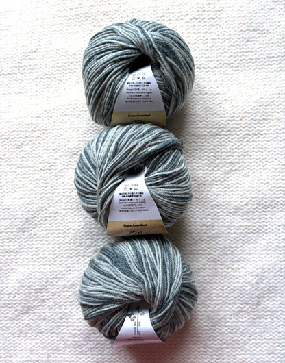 3 balls x 50g Fancy Wool Blend  yarn : 95% Wool : Colour 11 Onyx