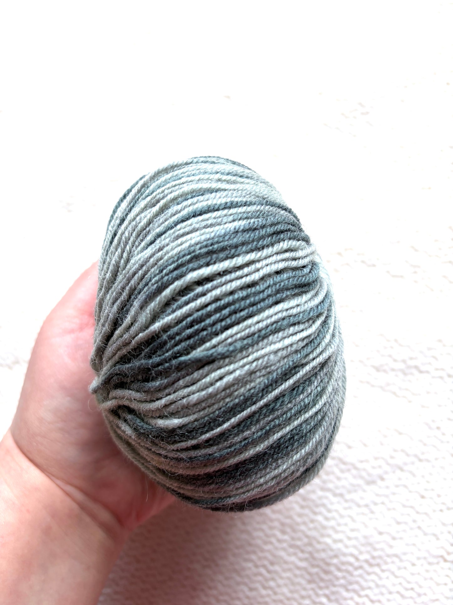 3 balls x 50g Fancy Wool Blend  yarn : 95% Wool : Colour 11 Onyx