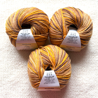 3 balls x 50g Fancy Wool Blend  yarn : 95% Wool : Colour 01 Terracotta