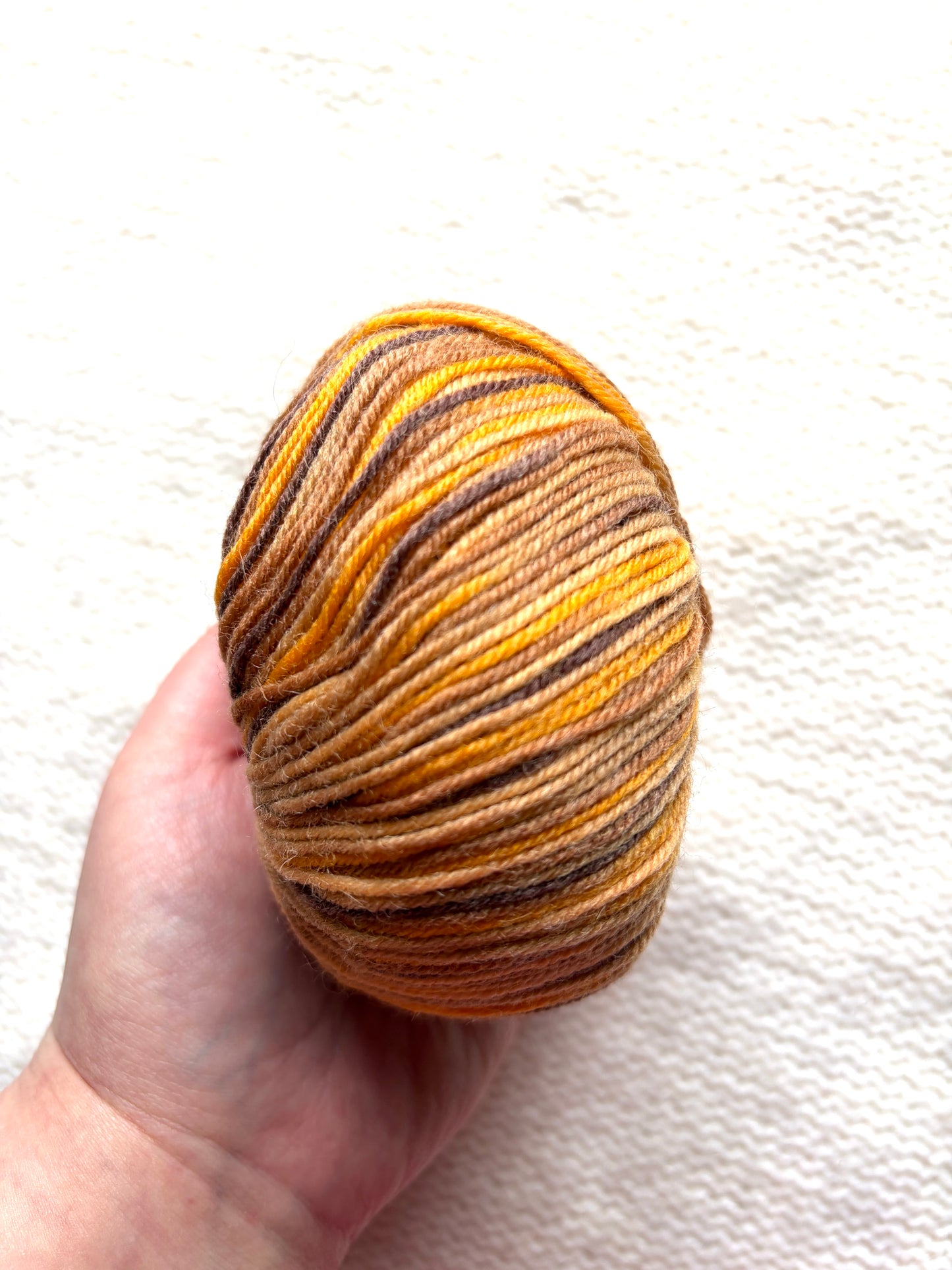 3 balls x 50g Fancy Wool Blend  yarn : 95% Wool : Colour 01 Terracotta