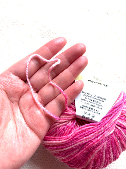 3 balls x 50g Fancy Wool Blend  yarn : 95% Wool : Colour 18 Strawberry