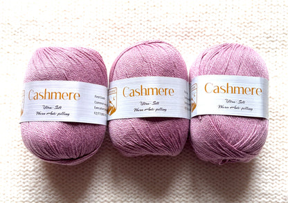 3 balls x 50g Cashmere Ultra Soft Yarn : 80% Cashmere : 08 Berry