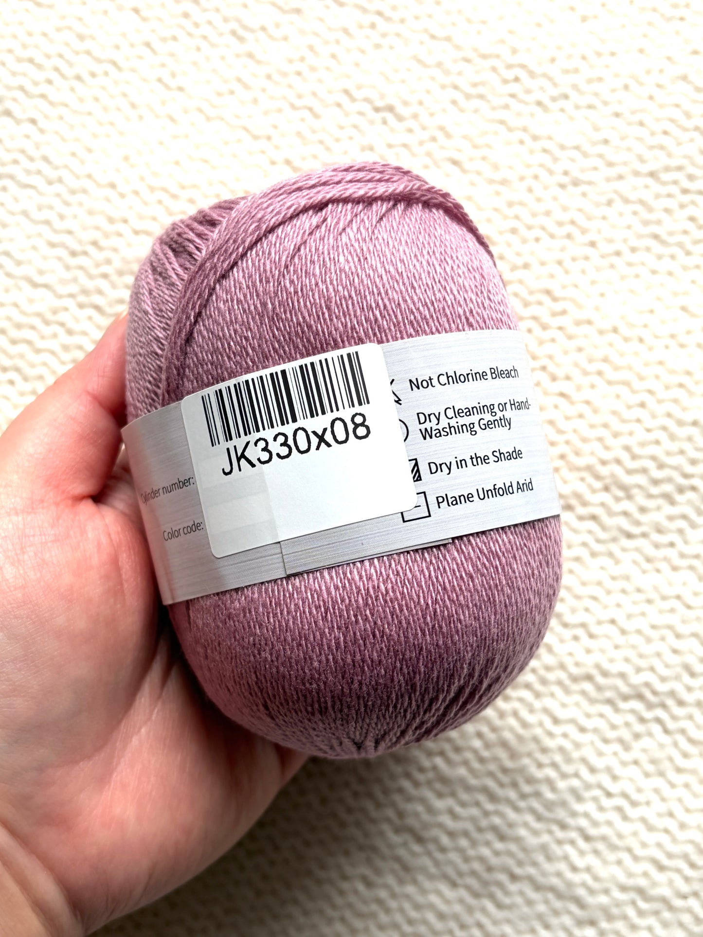 3 balls x 50g Cashmere Ultra Soft Yarn : 80% Cashmere : 08 Berry
