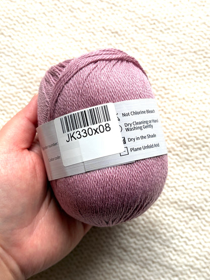 3 balls x 50g Cashmere Ultra Soft Yarn : 80% Cashmere : 08 Berry