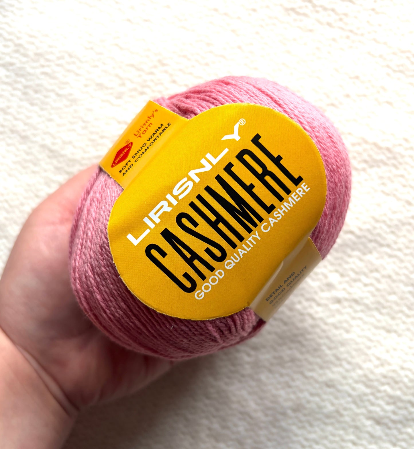 4 balls x 50g Cashmere yarn : 95% Cashmere + 5% Acrylic : 53 Watermelon