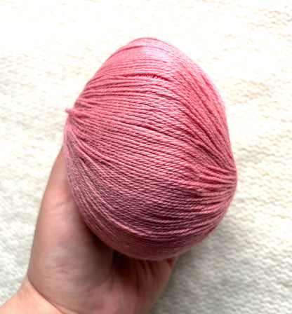 4 balls x 50g Cashmere yarn : 95% Cashmere + 5% Acrylic : 53 Watermelon