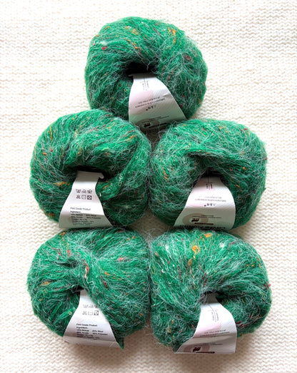 5 balls x 25g Mohair Wool yarn : Mohair + Wool + Acrylic + Polyester : 16 Kelly Green