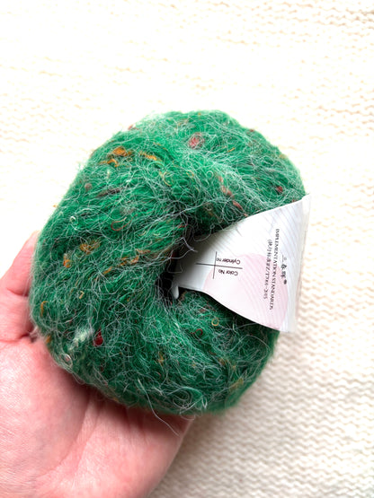 5 balls x 25g Mohair Wool yarn : Mohair + Wool + Acrylic + Polyester : 16 Kelly Green