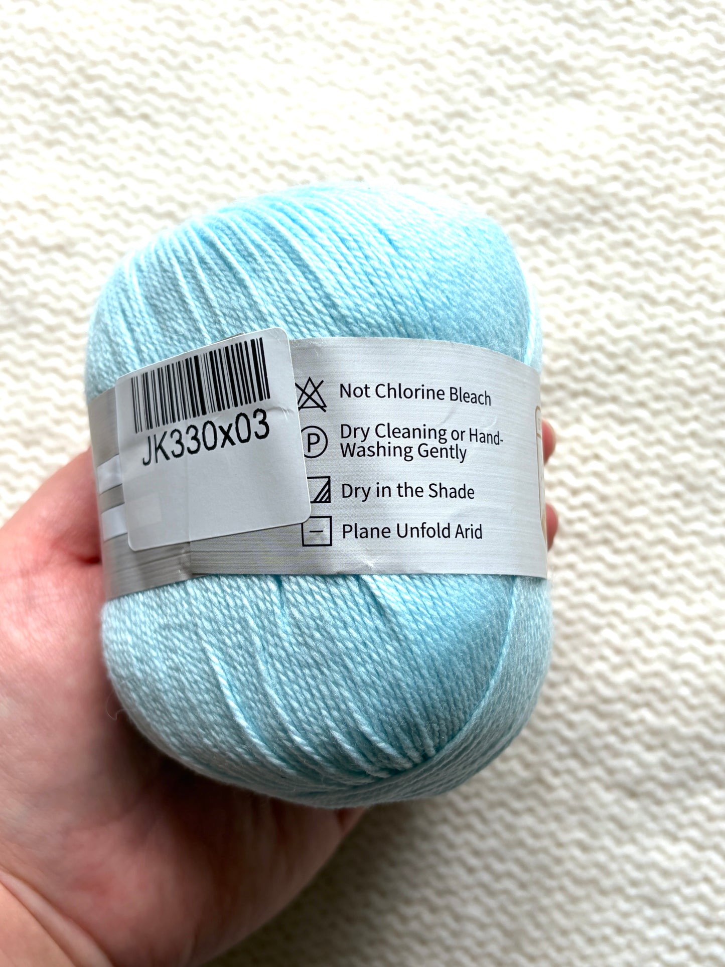 3 balls x 50g Cashmere Ultra Soft Yarn : 80% Cashmere : 03 Light Blue