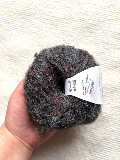 6 balls x 25g Mohair Wool yarn : Mohair + Wool + Acrylic + Polyester : 20 Charcoal
