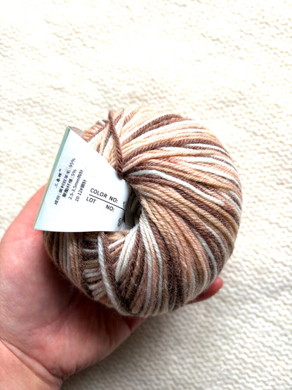 3 balls x 50g Fancy Wool Blend  yarn : 95% Wool : Colour 05 Chocolate