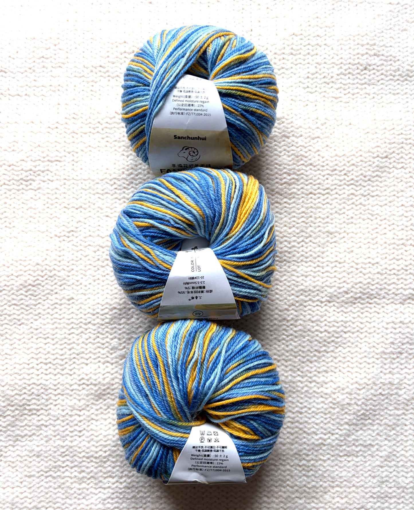 3 balls x 50g Fancy Wool Blend  yarn : 95% Wool : Colour 10 Sunset