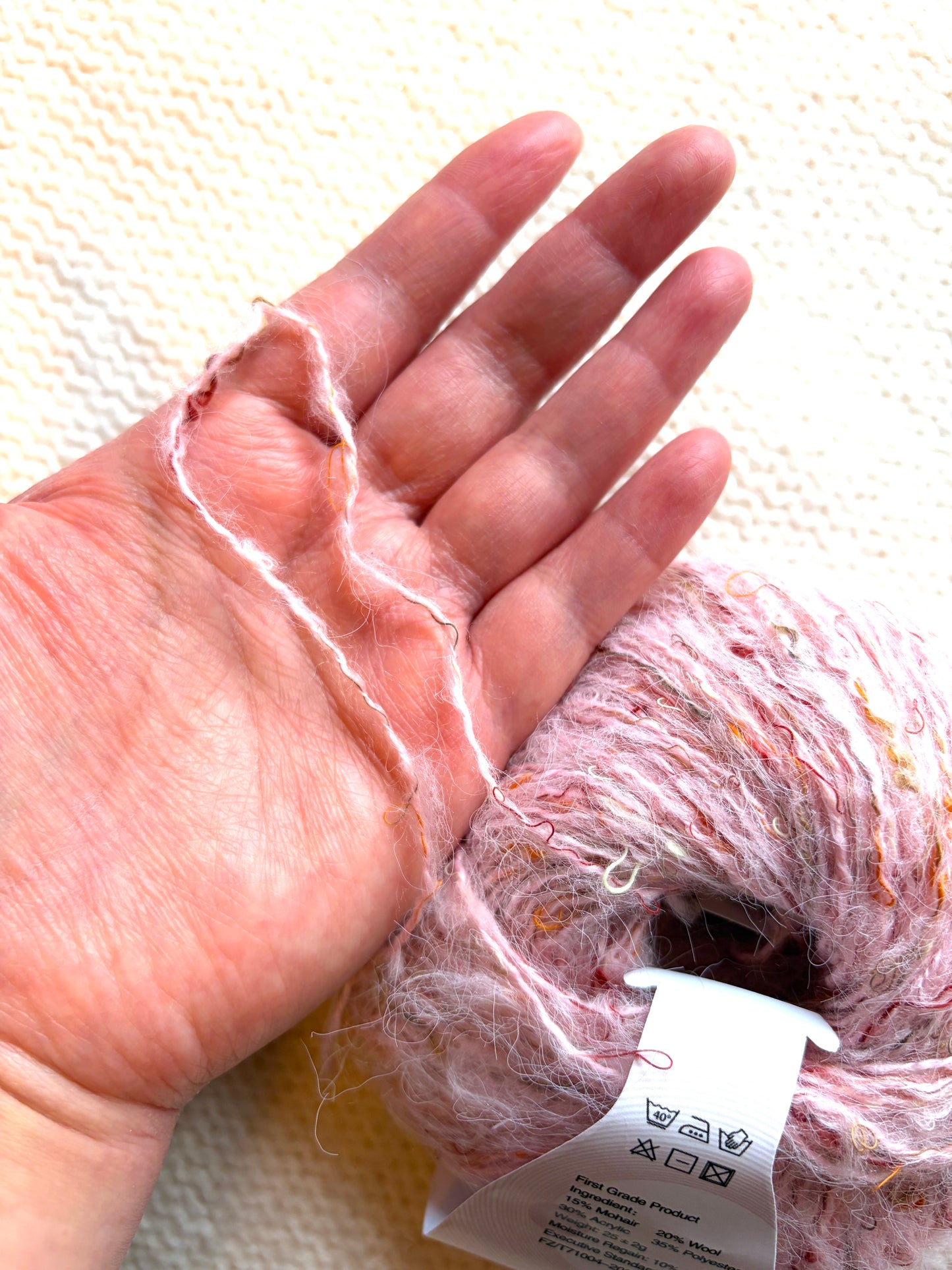 6 balls x 25g Mohair Wool yarn : Mohair + Wool + Acrylic + Polyester : 03 Sakura Pink