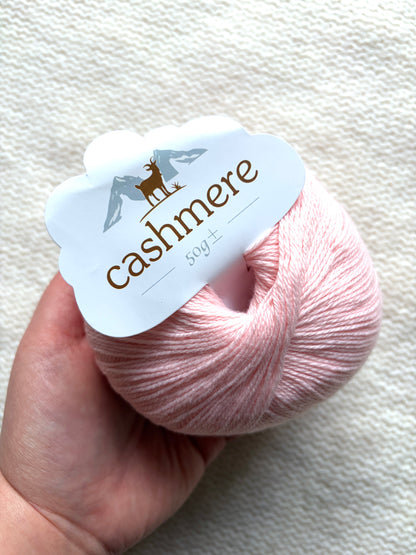 3 balls x 50g Cashmere yarn : 100% Cashmere : 13 Blush