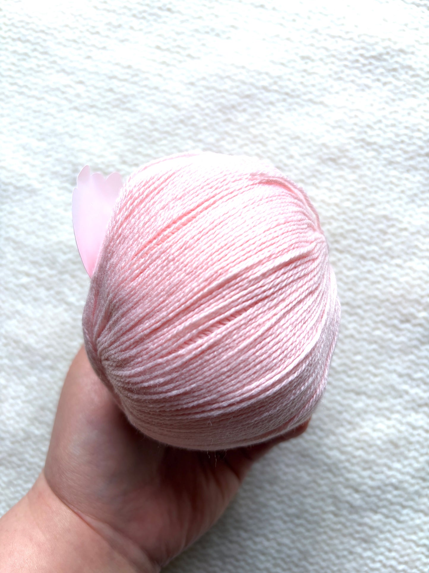 3 balls x 50g Cashmere yarn : 100% Cashmere : 13 Blush