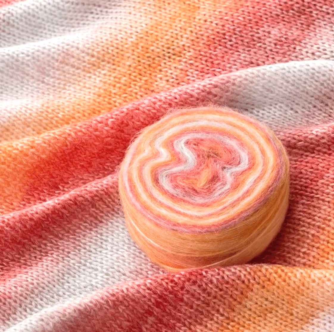 1 cake x 100g Ombre Mohair Blend Yarn : 21 Orange Ombre