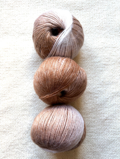 3 balls x 50g 90% Cashmere yarn : Cashmere + Bamboo fiber : 19 Gradient Khaki