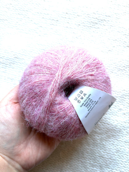 5 balls x 25g Alpaca Mohair yarn : Mohair + Alpaca + Acrylic : 19 Romantic Pink
