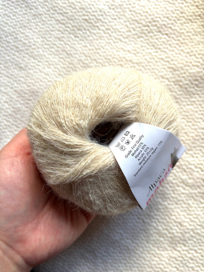 6 balls x 25g Alpaca Mohair yarn : Mohair + Alpaca + Acrylic : 07 Tan