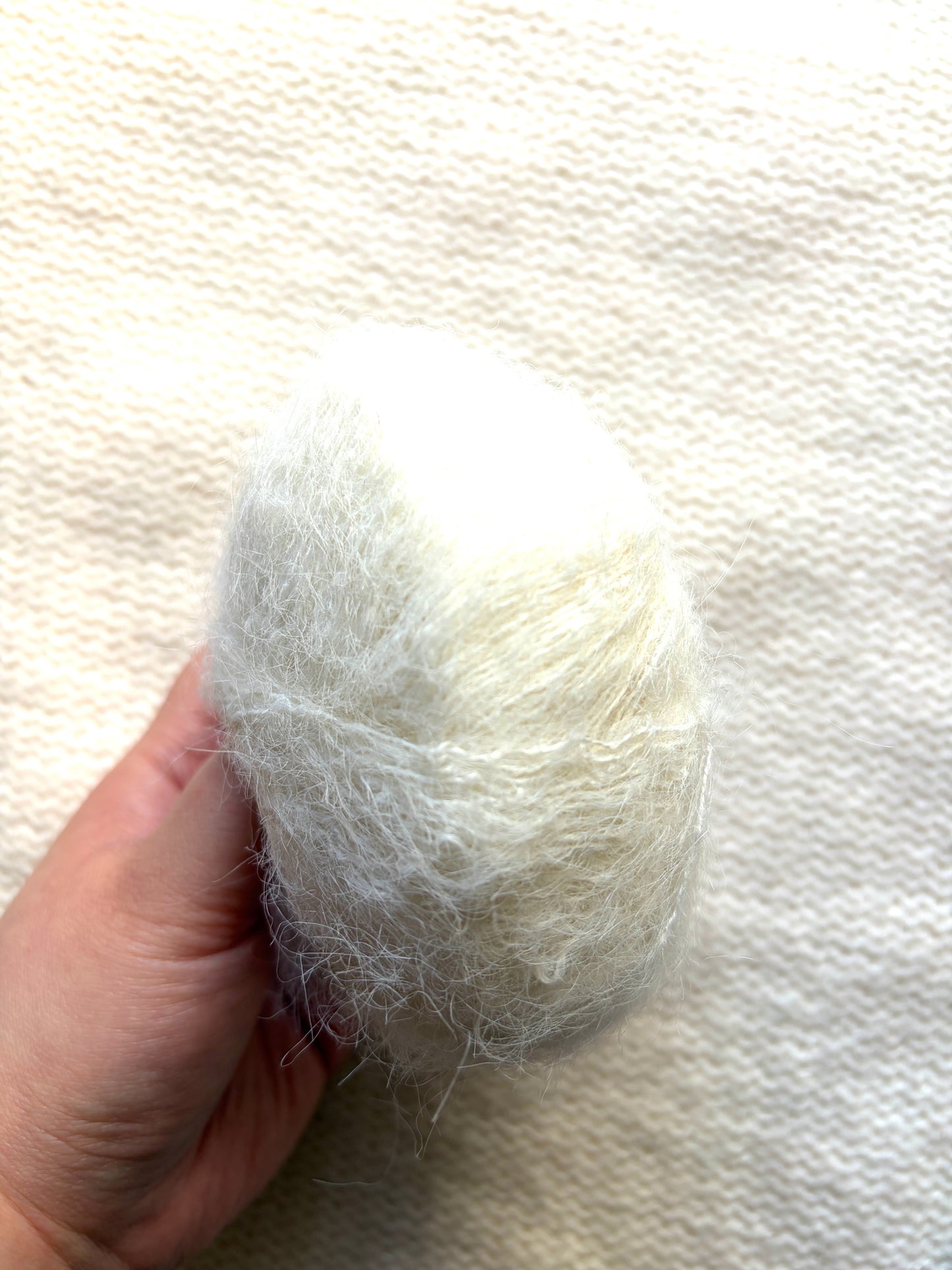 6 balls x 25g Alpaca Mohair yarn : Mohair + Alpaca + Acrylic : 07 Milk
