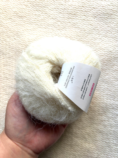 6 balls x 25g Alpaca Mohair yarn : Mohair + Alpaca + Acrylic : 07 Milk